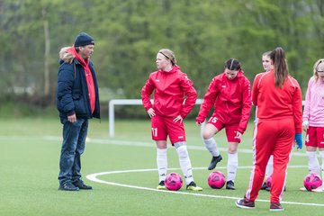 Bild 50 - wBJ SV Wahlstedt - TuS Tensfeld : Ergebnis: 0:0